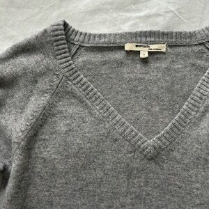 Cashmere V-Neck Sweater